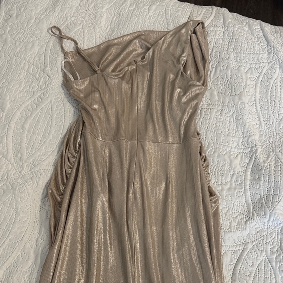 CLUB L LONDON galaxy shimmer gold Maternity Gown cowl neck size US8 - Picture 9 of 12